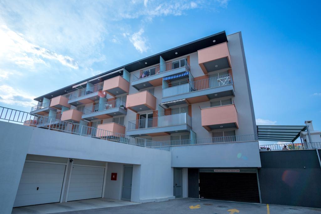 Studio Teuta - Private Parking Split Exterior photo